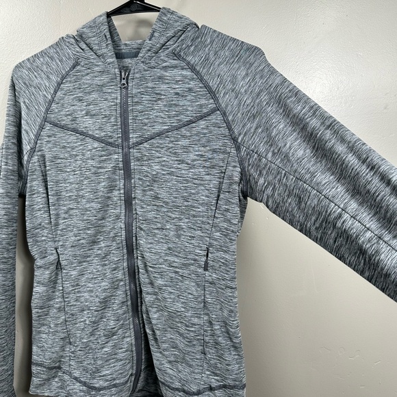 Title Nine Women’s LT Buttah Athletic Hooded Jacket Heather Grey Size XS - Picture 3 of 6